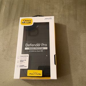 OtterBox Defender Pro Case-Apple iPhone 11 Pro Max